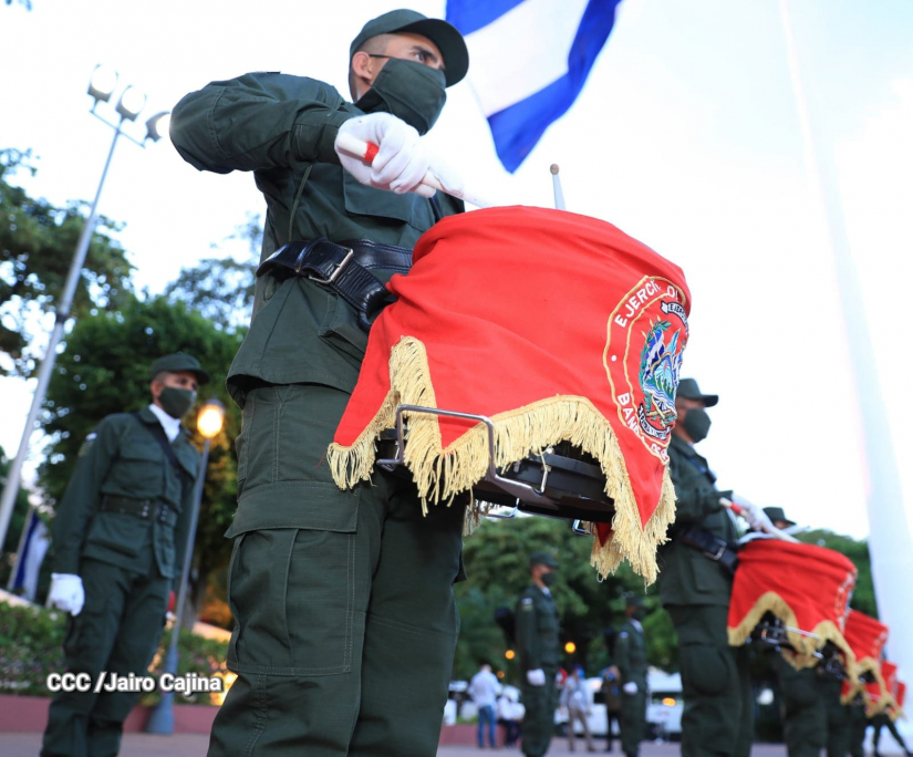 COMANDANTE